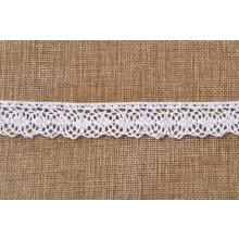 Fehér csipke szalag / 2,5cm x 5y  05#
