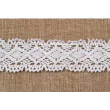 Fehér csipke szalag / 4cm x 5y  07#